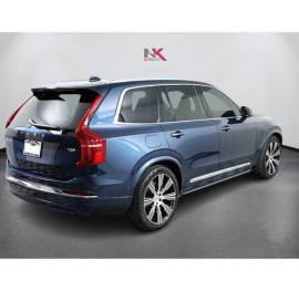 2025 Volvo XC90 Plug-In Hybrid Ultra Bright Theme