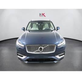 2025 Volvo XC90 Plug-In Hybrid Ultra Bright Theme